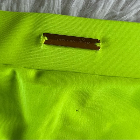 NEW Sommer Ray High Rise Piping Bikini Bottoms in Neon Yellow Size XS - Picture 6 of 9
